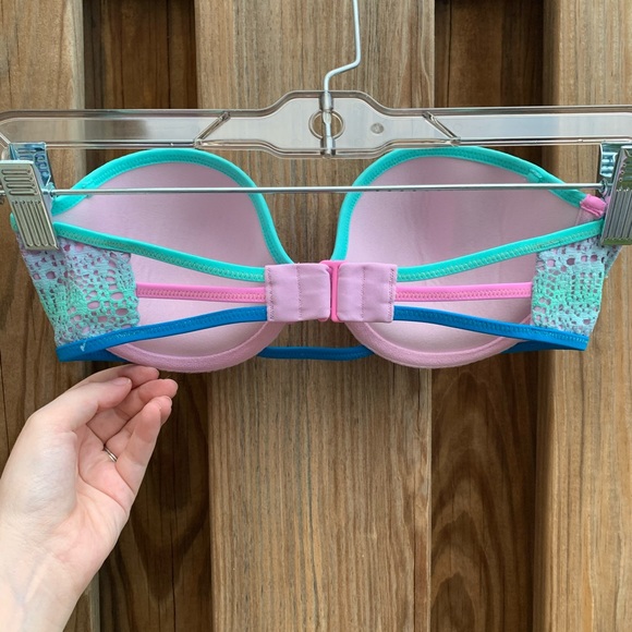Victoria’s Secret Strapless Bikini Top Sz 32D - Picture 2 of 5